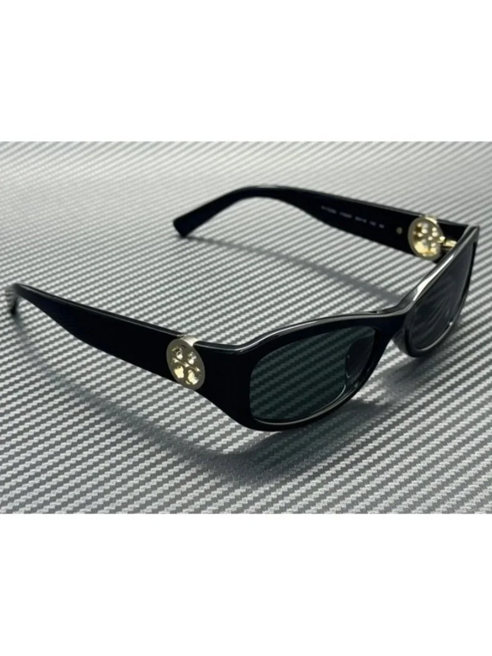 New Tory Burch Women Black Sunglasses -18-140